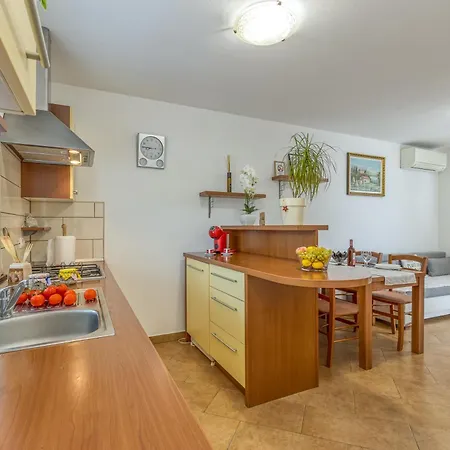 Apartment House In The Vineyard - Happy Ankaran