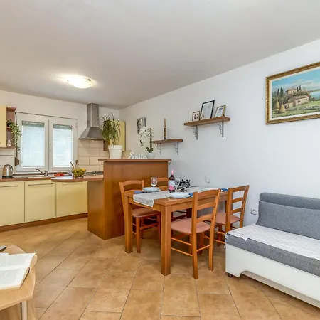 Apartmán House In The Vineyard - Happy